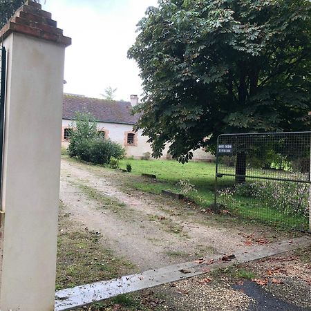 Chambres La Vallee Salbris Exteriér fotografie