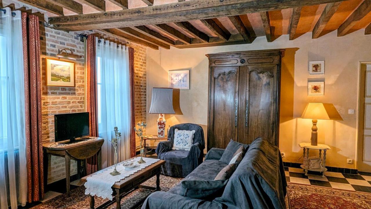 Chambres La Vallee Salbris Exteriér fotografie